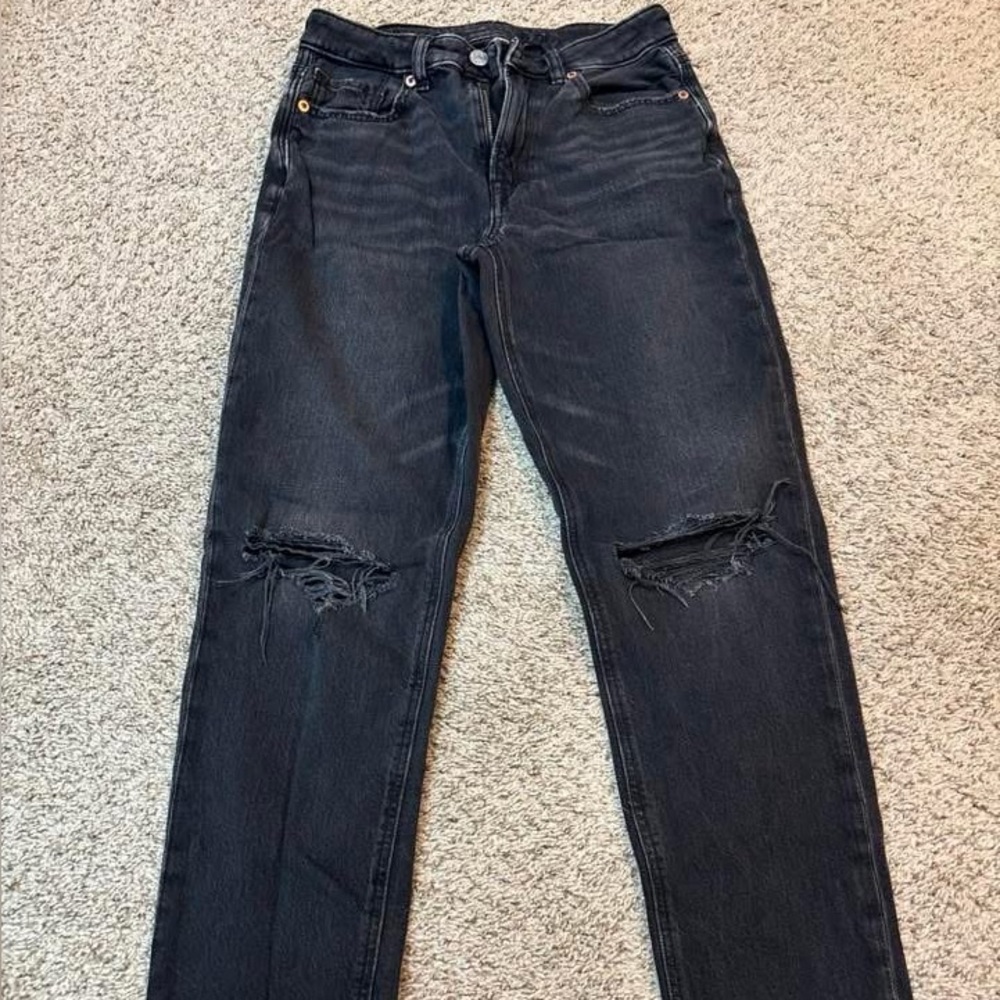 American Eagle Women's Black Distressed Knee Jeans